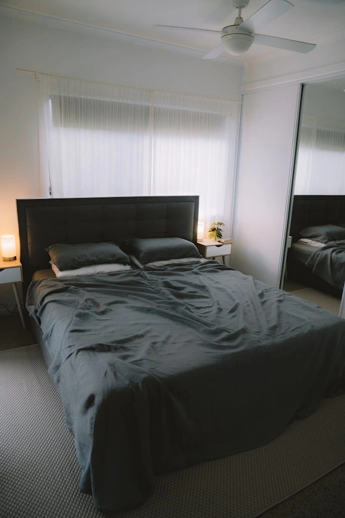 Tempat Tidur Kanopi